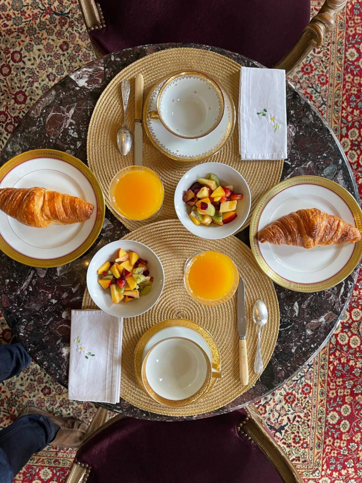 Castel Saint-Leonard Bed & Breakfast Falaise  Luaran gambar